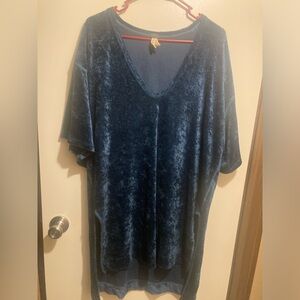 We The Free Velvet like  V-Neck Tunic